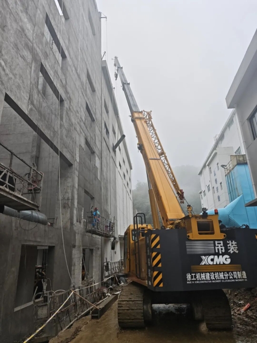 5米窄縫顯神威！請看XGTC30L5助力破解“灰塵圍城”！