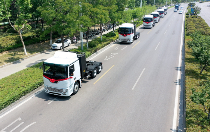綠潮涌動、“碳”索未來！徐工新能源牽引車助力河南！