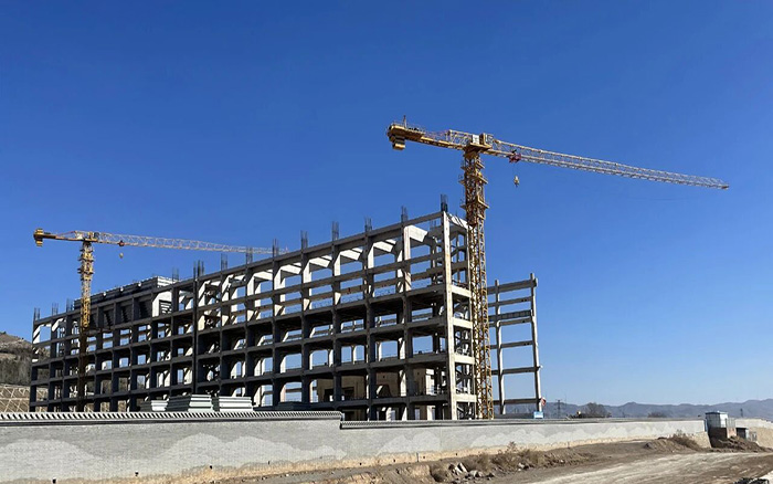 助力雙碳  徐工塔機(jī)賦能低熱值煤發(fā)電項目