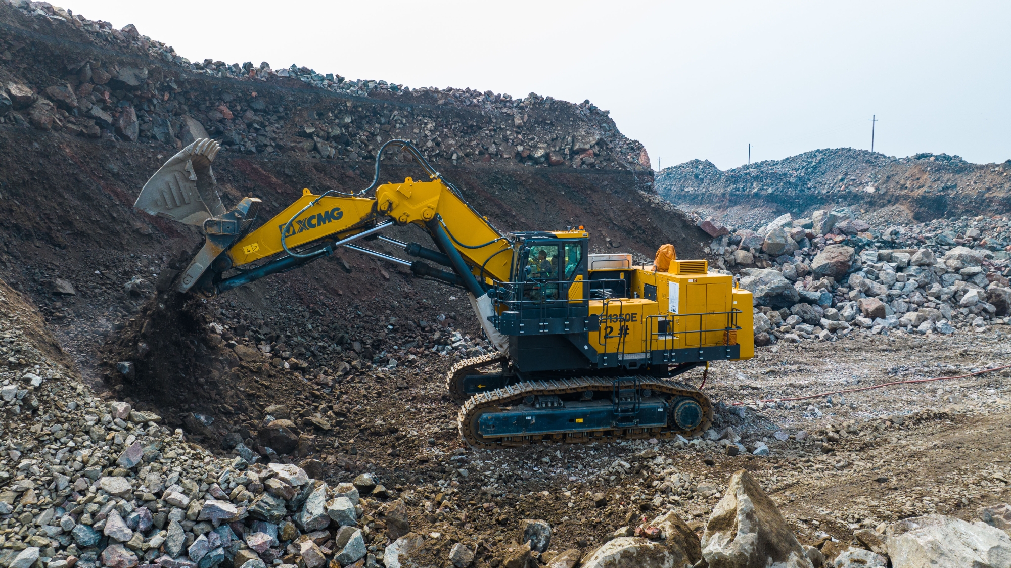 破局“硬巖+低碳”雙難題，徐工純電礦挖XE1350E贏得河北鐵礦客戶信賴